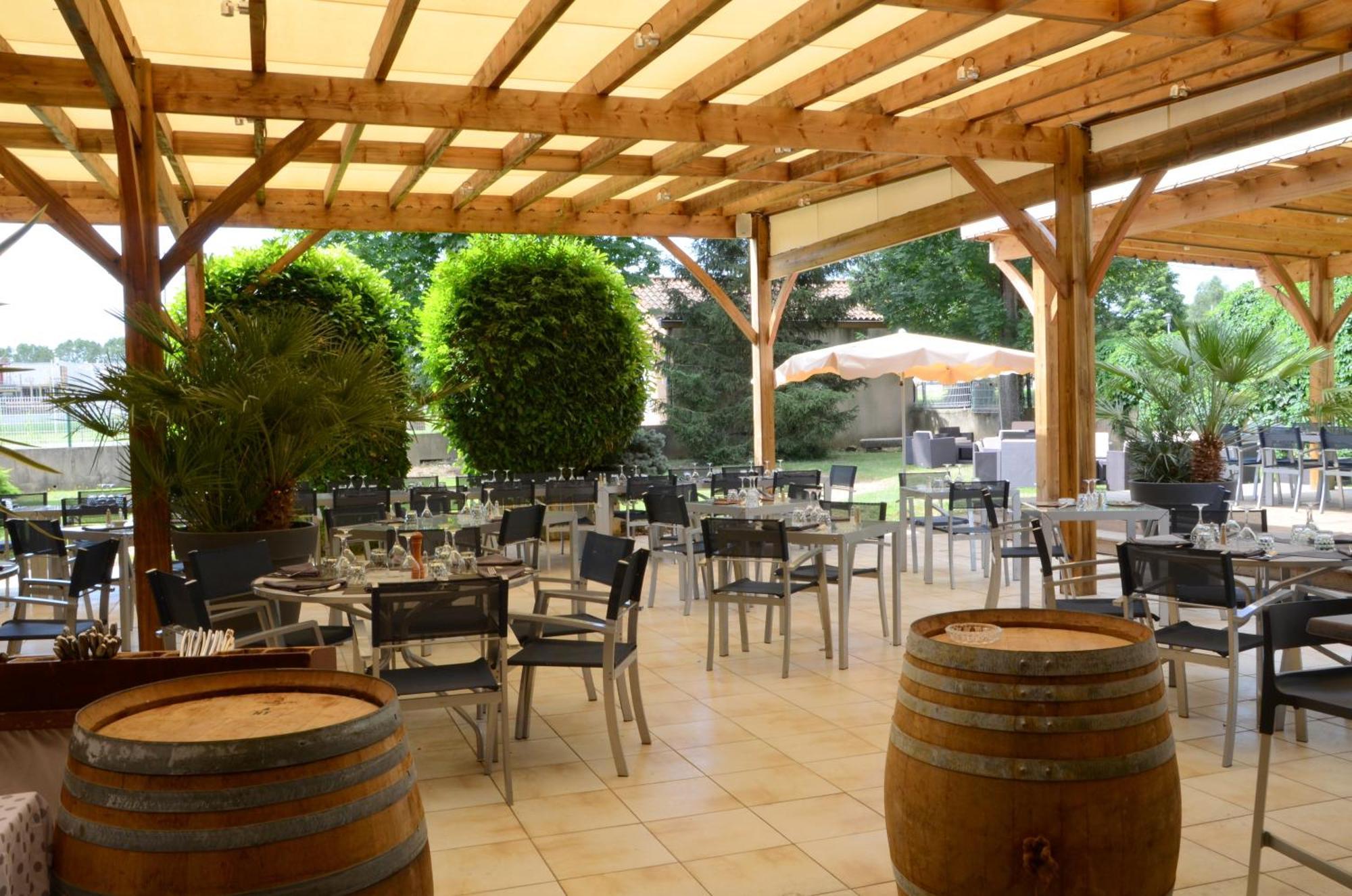 Logis Hotel-Restaurant Saint Romain Anse Exteriér fotografie